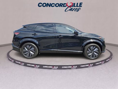 Certified 2023 Nissan Ariya AWD image 8