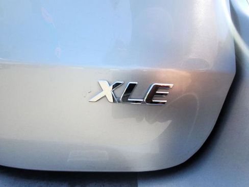 Used 2019 Toyota Sienna XLE FWD image 30