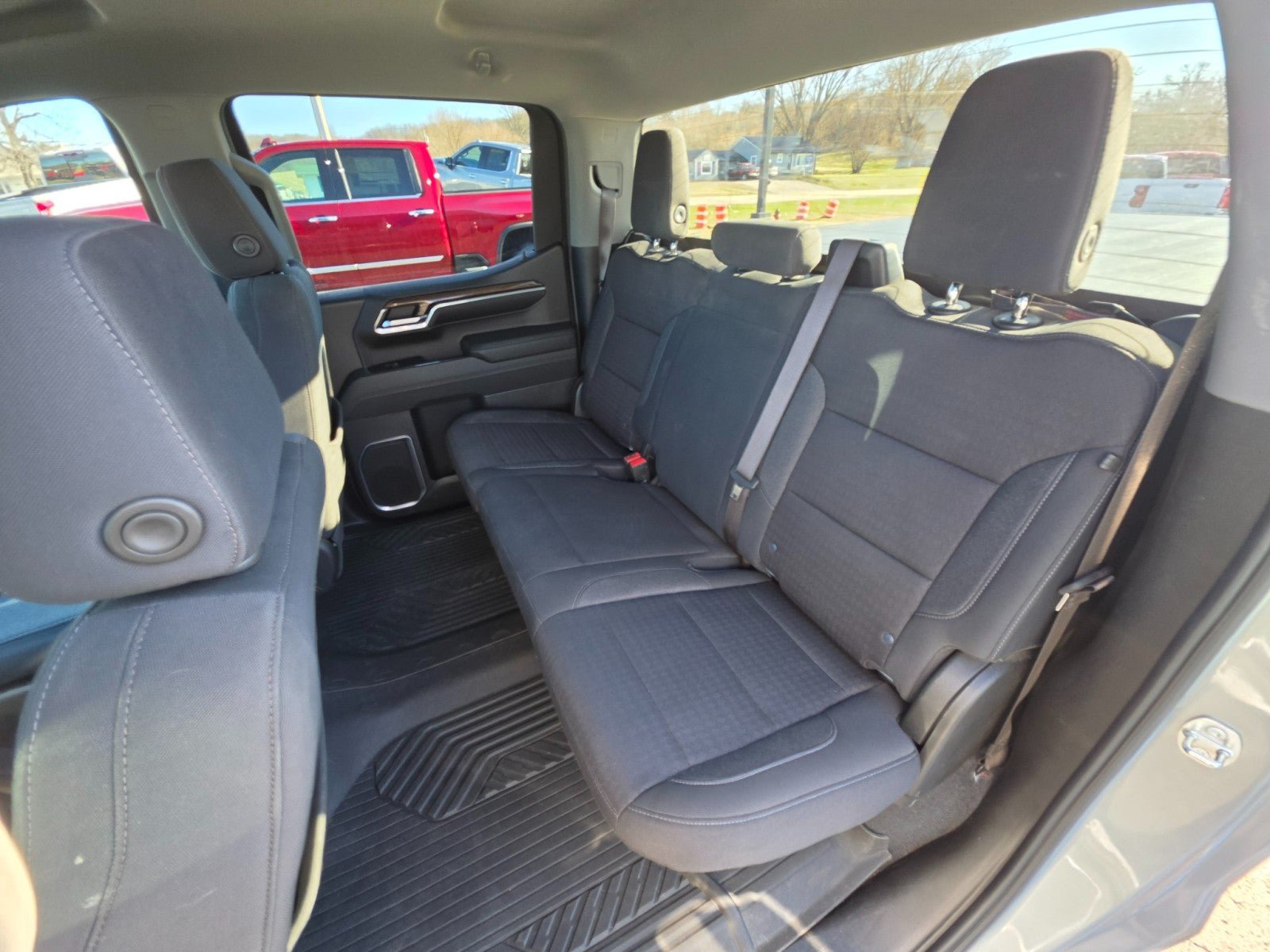Used 2023 Chevrolet Silverado 1500 RST w/ Z71 Off-Road Package AWD/4WD image 24