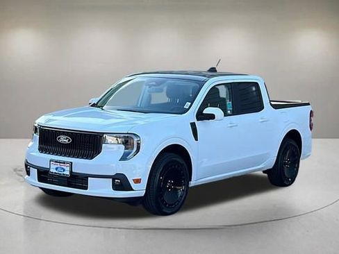 New 2025 Ford Maverick Lobo image 3