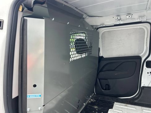 Used 2022 RAM ProMaster City Tradesman FWD image 7