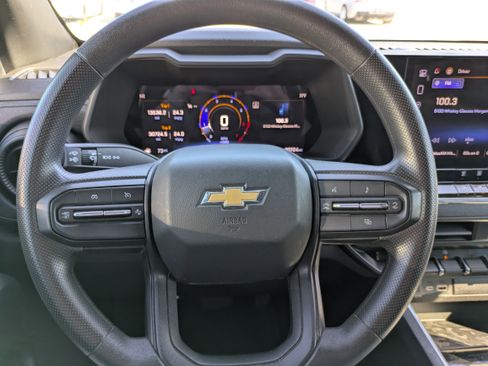 Used 2024 Chevrolet Colorado W/T w/ WT Convenience Package image 13