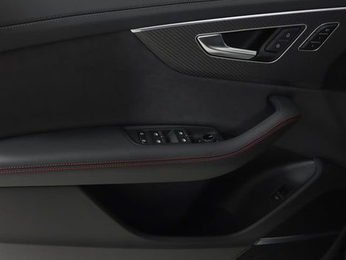 New 2026 Audi Q8 Prestige image 11