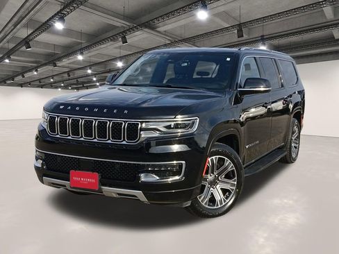 Used 2024 Jeep Wagoneer L Series II image 1