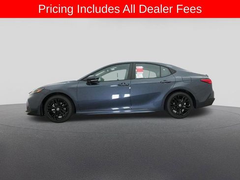 New 2026 Toyota Camry SE FWD image 19