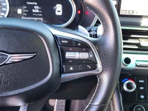 Used 2024 Genesis G70 2.5T w/ Sport Prestige Package image 30