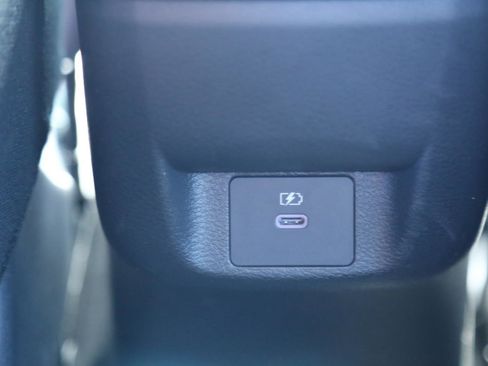 New 2025 Nissan Versa SR w/ Trunk Package FWD image 24