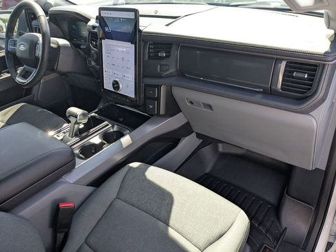 Used 2024 Ford F150 Lightning Flash image 21