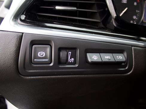 Used 2020 Cadillac XT6 Sport w/ Platinum Package image 14