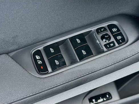 Used 2024 Polestar Polestar 2 AWD/4WD image 19