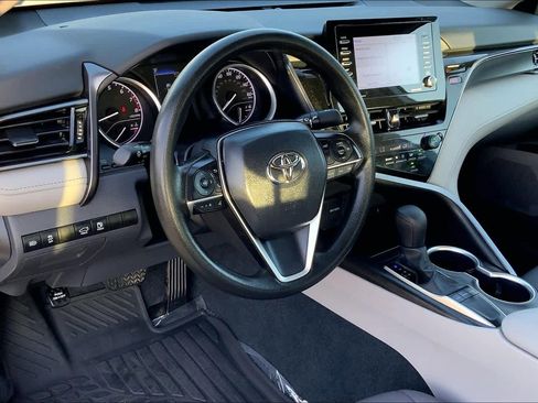 Used 2024 Toyota Camry LE image 17