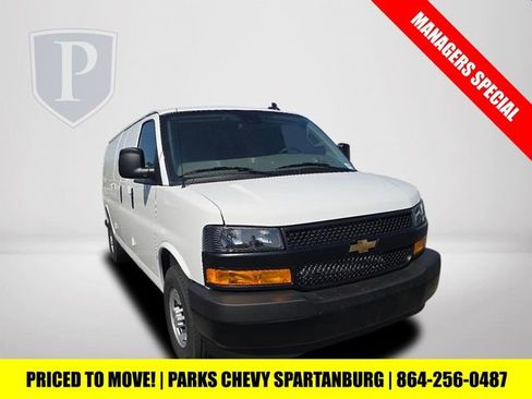 New 2025 Chevrolet Express 2500 Work Van w/ Driver Convenience Package image 13