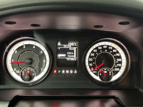 Used 2018 RAM 2500 Tradesman w/ Chrome Appearance Group AWD/4WD image 11