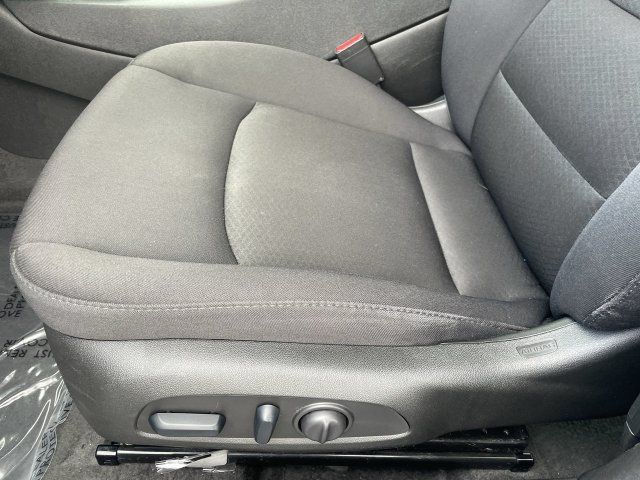 Certified 2024 Chevrolet Malibu LT FWD image 12
