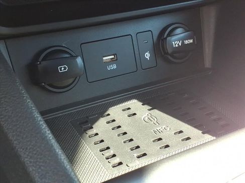 Used 2023 Hyundai Kona SEL w/ Convenience Package image 18