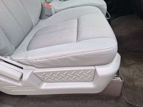 Used 2013 Ford F150 XLT w/ XLT Chrome Pkg RWD image 35