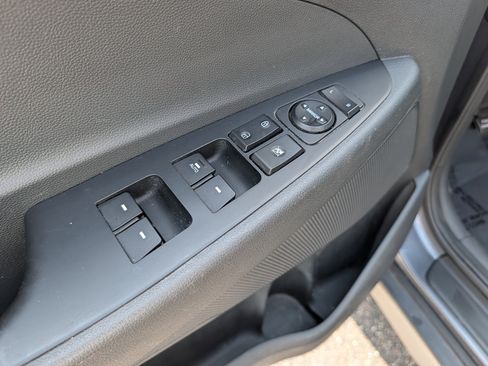 Used 2017 Hyundai Tucson SE w/ SE Popular Package 02 AWD/4WD image 12