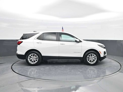 Used 2024 Chevrolet Equinox LT image 9