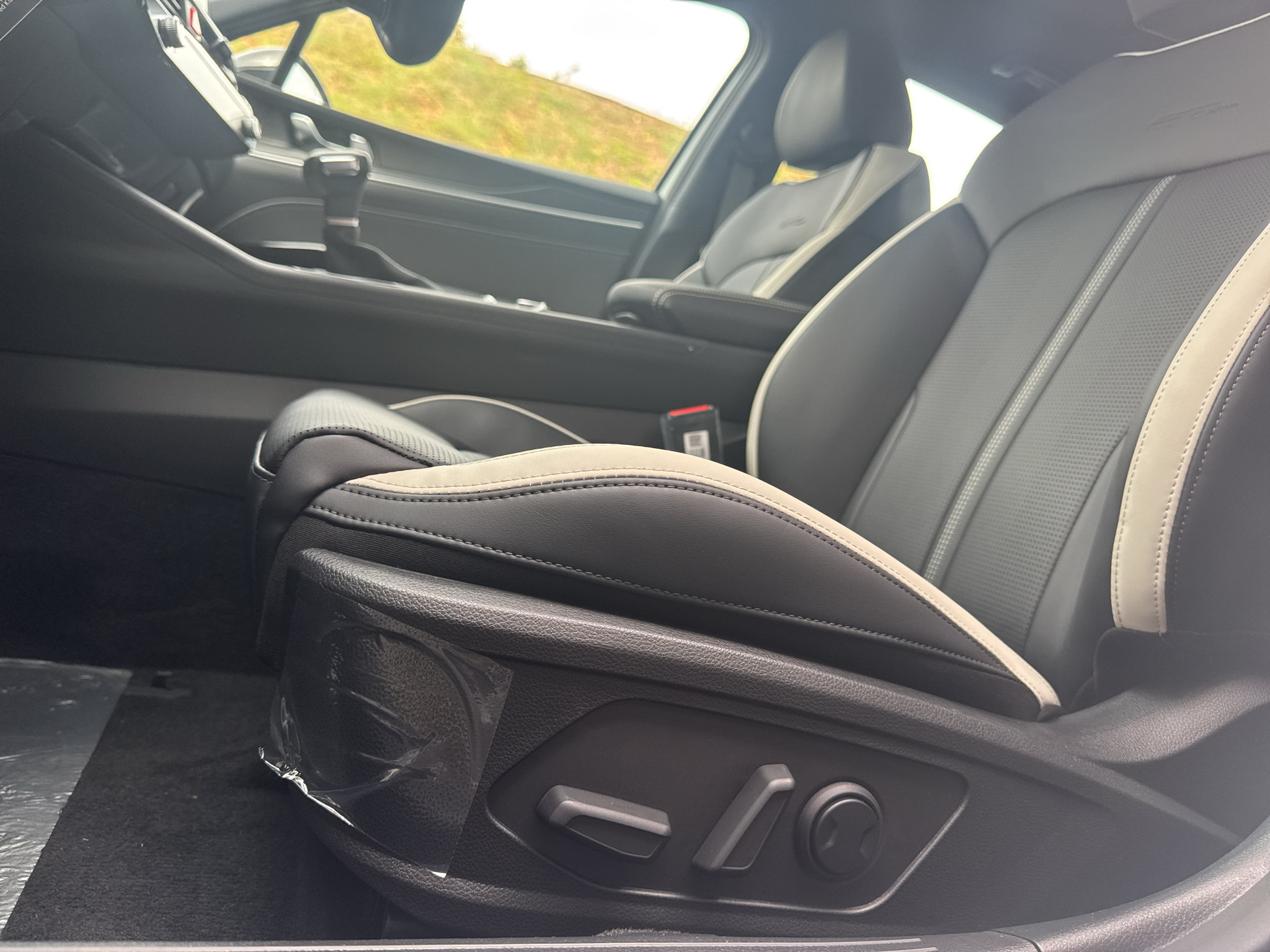 New 2027 Kia K5 GT-Line w/ GT-Line Premium Package FWD image 14