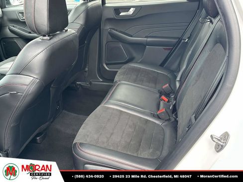 Used 2022 Ford Escape SEL w/ SEL Stealth AWD Package image 12