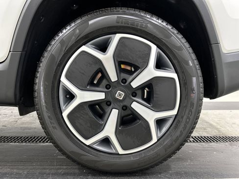 Used 2023 Rivian R1T Adventure AWD/4WD image 10
