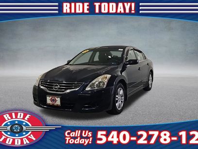 Used 2010 Nissan Altima 2.5 S w/ Convenience Pkg