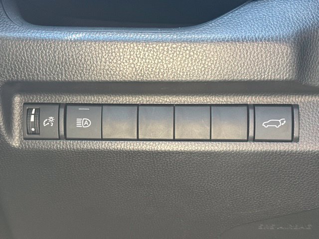 Used 2025 Toyota RAV4 XLE w/ Convenience Package FWD image 14