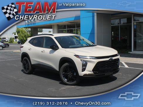 New 2026 Chevrolet Trax ACTIV w/ Driver Confidence Package FWD image 1