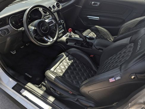 Used 2022 Ford Mustang GT Premium w/ GT Performance Package RWD image 9