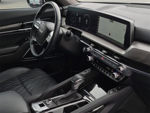 Used 2025 Kia Telluride SX Prestige X-Line image 11