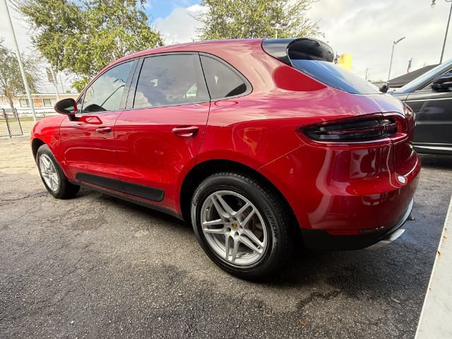 Used 2018 Porsche Macan AWD/4WD image 6