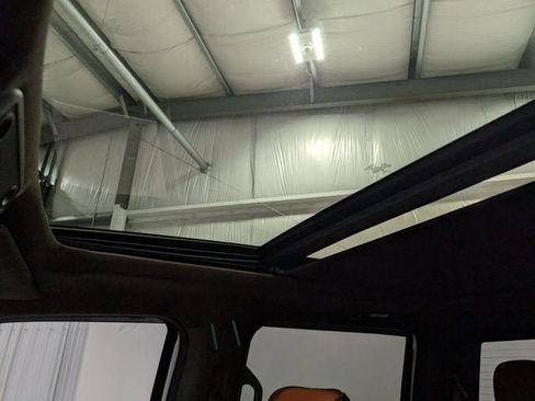 Used 2022 Ford F250 King Ranch w/ FX4 Off-Road Package image 31