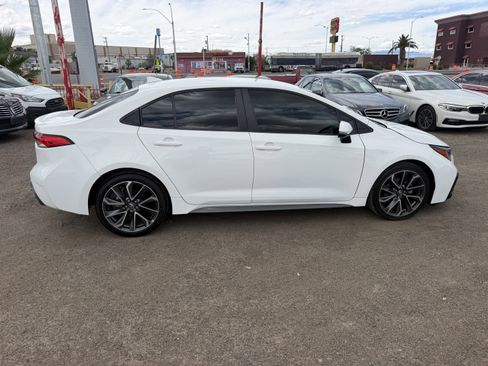 Used 2020 Toyota Corolla SE w/ Carpet Mat Package (TMS) image 6
