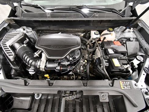Used 2023 GMC Acadia AT4 w/ GMC Pro Grade Package AWD/4WD image 12