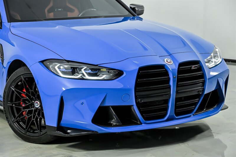 Used 2022 BMW M3 Competition w/ M Carbon Exterior Package AWD/4WD image 3