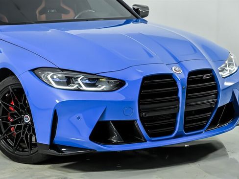 Used 2022 BMW M3 Competition w/ M Carbon Exterior Package AWD/4WD image 3