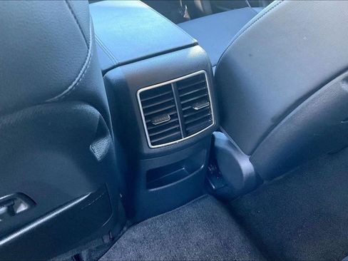 Certified 2026 Kia Sportage EX w/ EX Panoramic Sunroof Package image 10