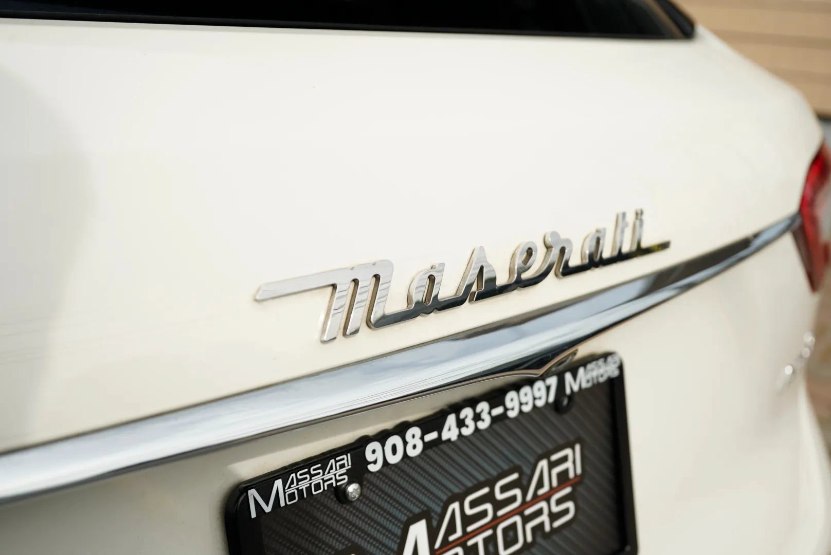 Used 2018 Maserati Levante AWD/4WD image 14