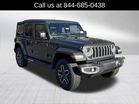 New 2026 Jeep Wrangler Unlimited Sahara AWD/4WD image 3