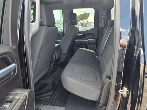 Used 2020 Chevrolet Silverado 1500 Custom w/ Custom Value Package RWD image 13
