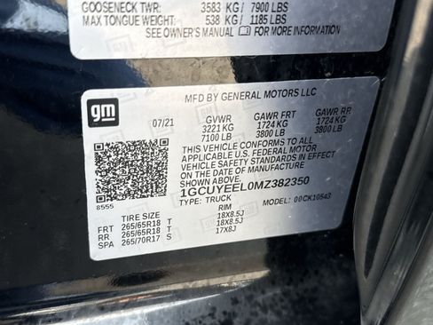 Used 2021 Chevrolet Silverado 1500 RST AWD/4WD image 28