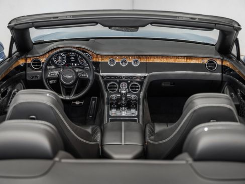 Used 2022 Bentley Continental GT V8 AWD/4WD image 23