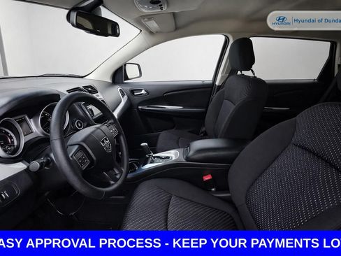 Used 2019 Dodge Journey SE FWD image 8