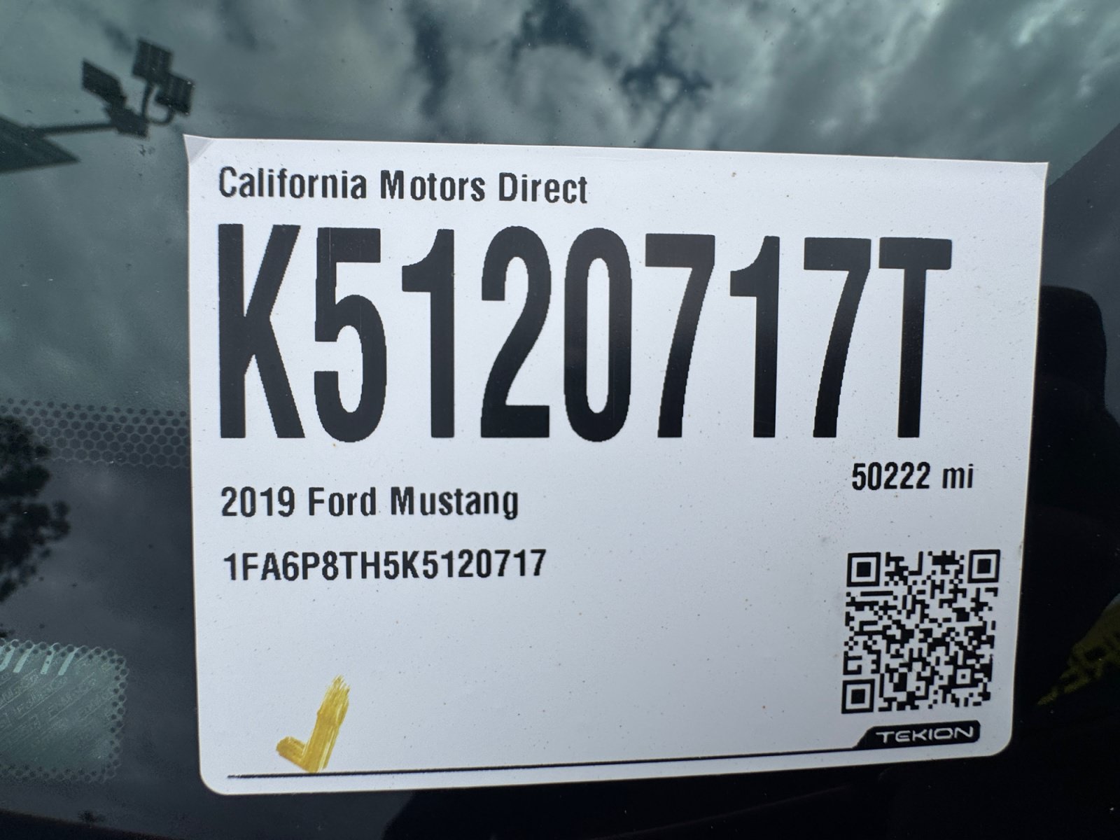 Used 2019 Ford Mustang Coupe w/ Equipment Group 101A RWD image 23