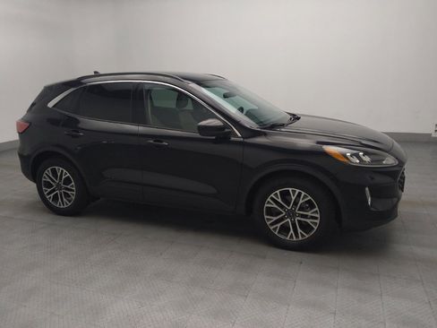 Used 2020 Ford Escape SEL image 11