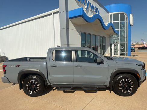 Used 2024 Nissan Frontier Pro-X w/ Technology Package RWD image 28
