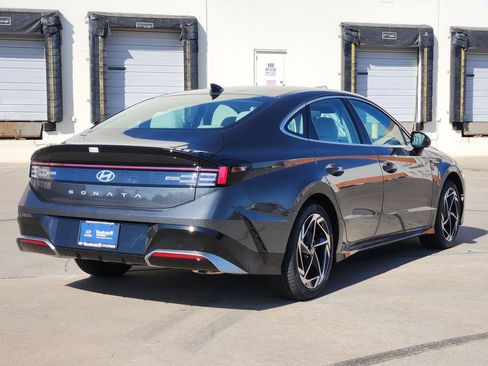 New 2026 Hyundai Sonata SEL FWD image 4