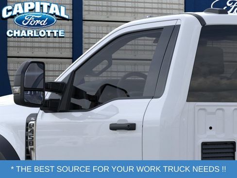 New 2026 Ford F450 XL w/ XL Chrome Package RWD image 20
