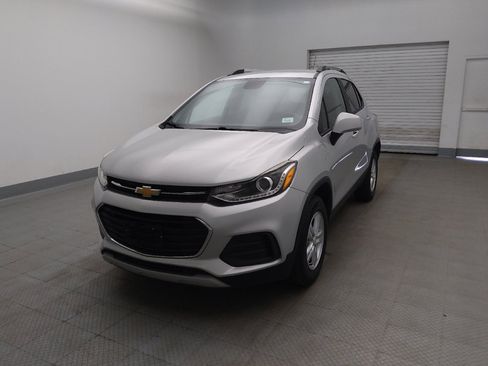 Used 2022 Chevrolet Trax LT w/ Driver Confidence Package AWD/4WD image 15
