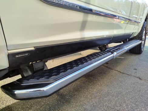 Used 2020 RAM 2500 Limited image 25